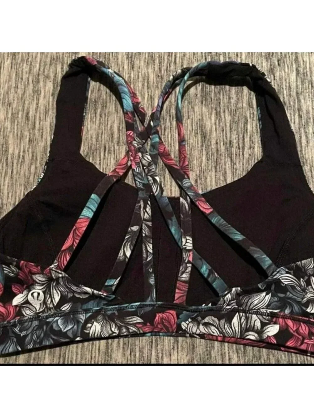 lululemon athletica this bra